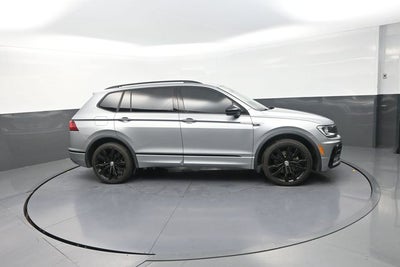 2021 Volkswagen Tiguan 2.0T SE R-Line Black
