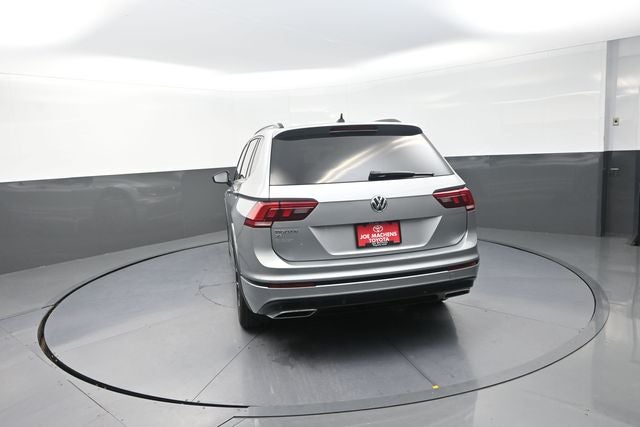 2021 Volkswagen Tiguan 2.0T SE R-Line Black