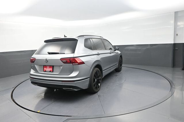 2021 Volkswagen Tiguan 2.0T SE R-Line Black