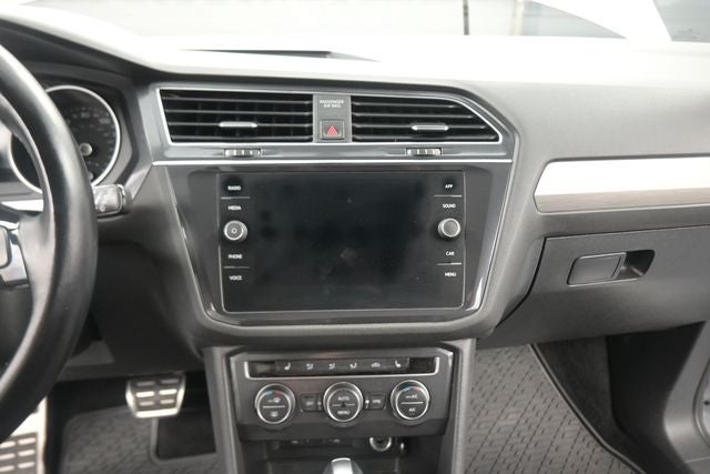 2021 Volkswagen Tiguan 2.0T SE R-Line Black