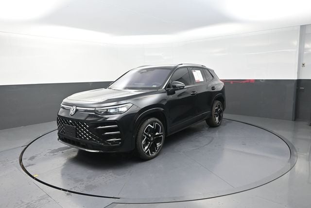 2026 Volkswagen Tiguan 2.0T SEL R-Line Turbo