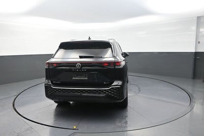 2026 Volkswagen Tiguan 2.0T SEL R-Line Turbo