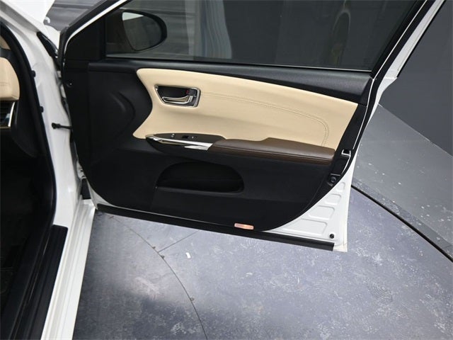 2013 Toyota Avalon XLE Premium