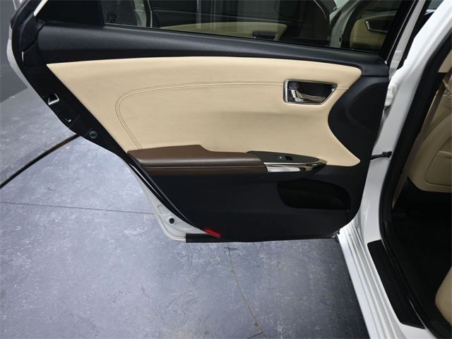 2013 Toyota Avalon XLE Premium