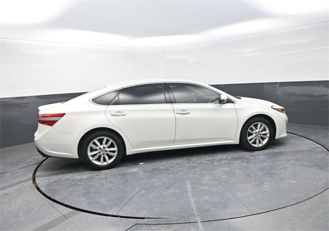 2013 Toyota Avalon XLE Premium