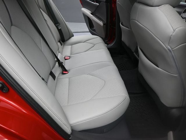 2023 Toyota Camry Hybrid XLE