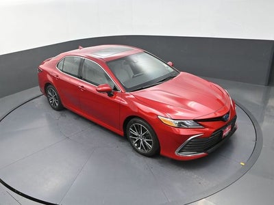 2023 Toyota Camry Hybrid XLE