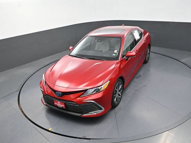 2023 Toyota Camry Hybrid XLE