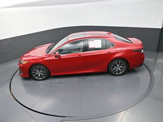 2023 Toyota Camry Hybrid XLE