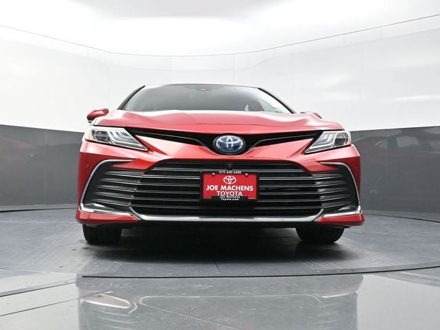 2023 Toyota Camry Hybrid XLE