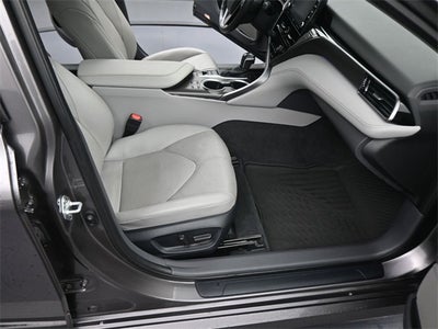 2023 Toyota Camry Hybrid XLE