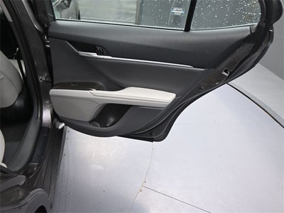 2023 Toyota Camry Hybrid XLE