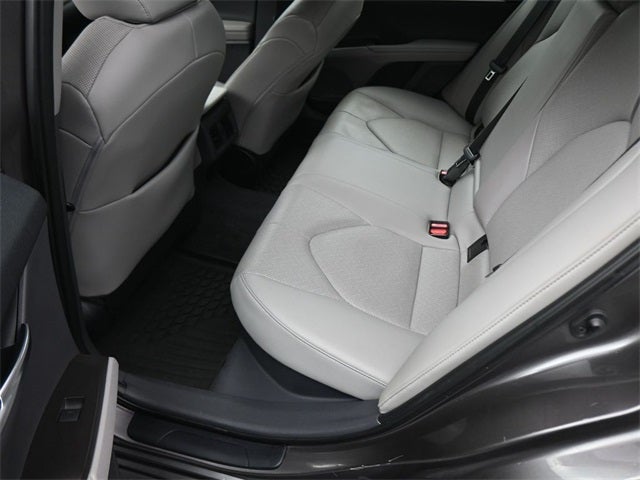 2023 Toyota Camry Hybrid XLE