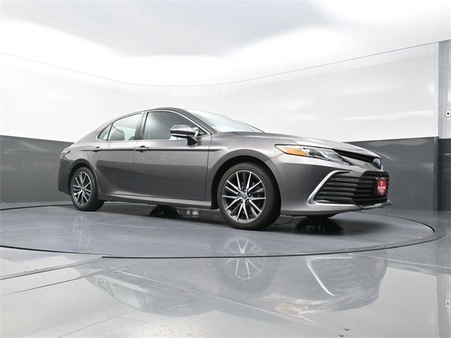 2023 Toyota Camry Hybrid XLE