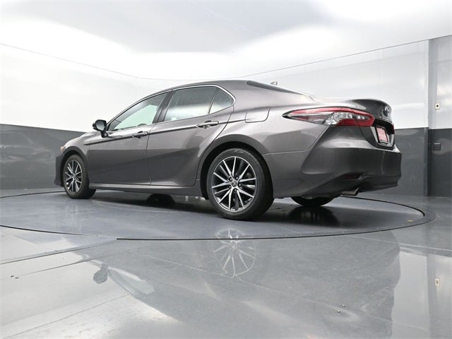 2023 Toyota Camry Hybrid XLE