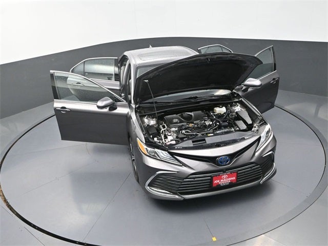 2023 Toyota Camry Hybrid XLE