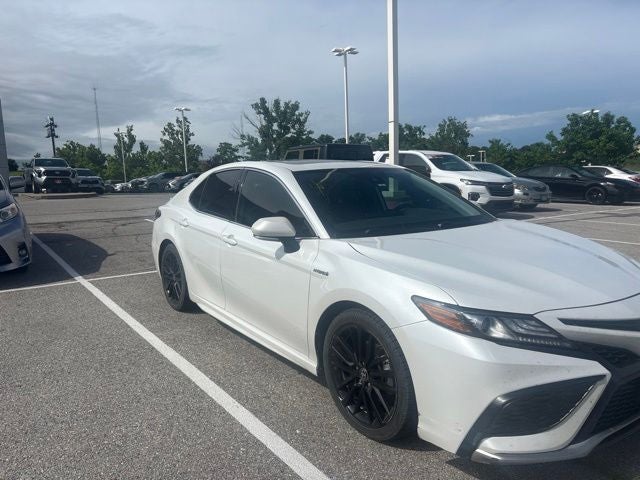 2021 Toyota Camry Hybrid XSE