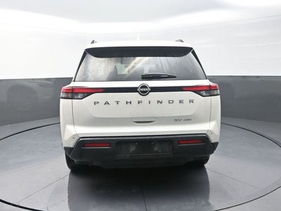 2024 Nissan Pathfinder SV