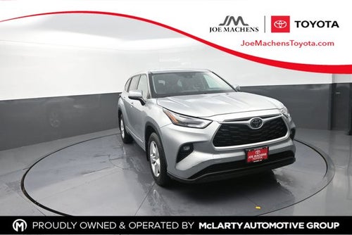 2022 Toyota Highlander LE