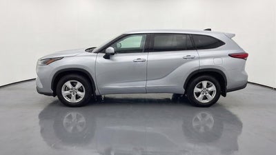 2022 Toyota Highlander LE