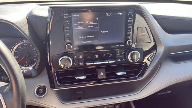 2022 Toyota Highlander LE
