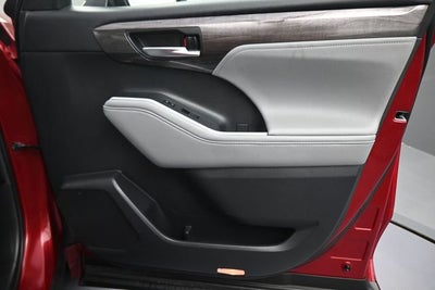 2021 Toyota Highlander Hybrid Limited