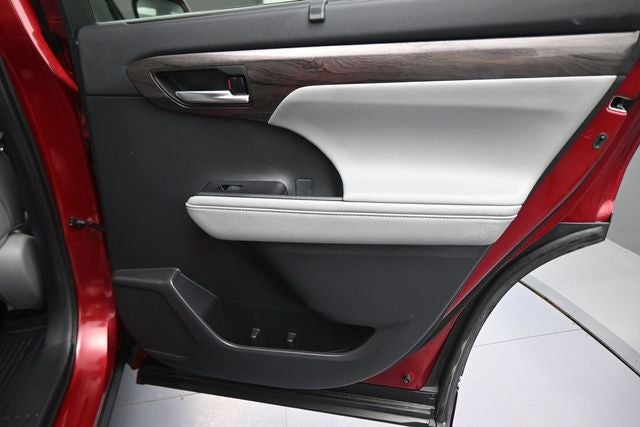 2021 Toyota Highlander Hybrid Limited