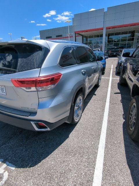 2017 Toyota Highlander Limited