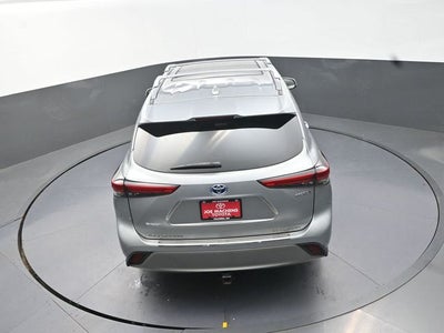 2021 Toyota Highlander Hybrid Platinum