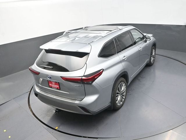 2021 Toyota Highlander Hybrid Platinum
