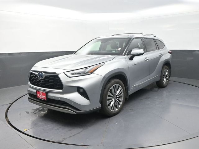 2021 Toyota Highlander Hybrid Platinum