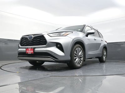 2021 Toyota Highlander Hybrid Platinum