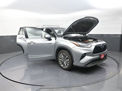 2021 Toyota Highlander Hybrid Platinum