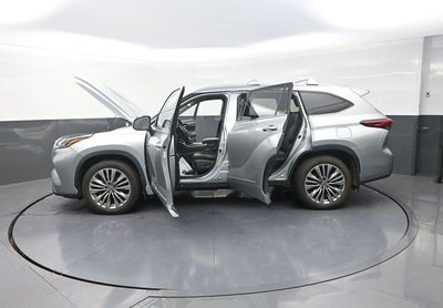 2021 Toyota Highlander Hybrid Platinum