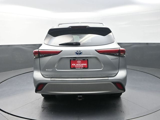 2021 Toyota Highlander Hybrid Platinum