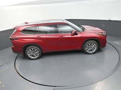 2026 Toyota Highlander Hybrid Platinum