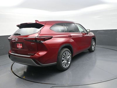2026 Toyota Highlander Hybrid Platinum