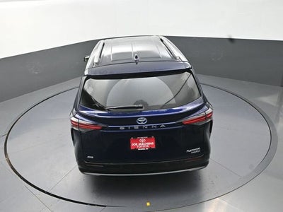 2022 Toyota Sienna Platinum 7 Passenger