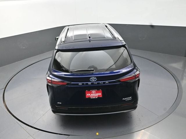 2022 Toyota Sienna Platinum 7 Passenger