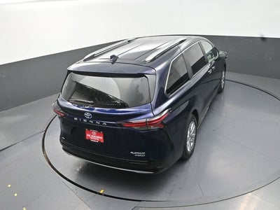 2022 Toyota Sienna Platinum 7 Passenger