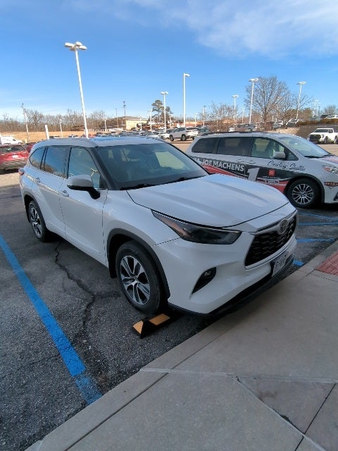 2022 Toyota Highlander XLE