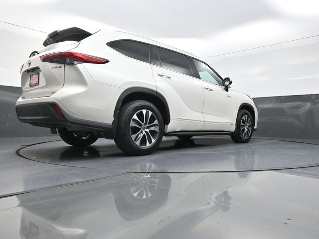 2021 Toyota Highlander Hybrid XLE