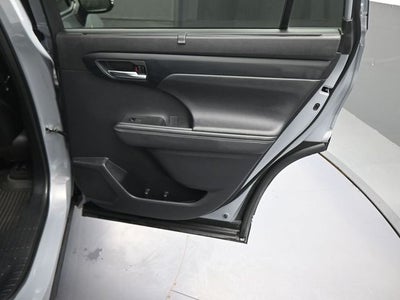 2024 Toyota Highlander Hybrid XLE