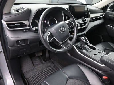 2024 Toyota Highlander Hybrid XLE
