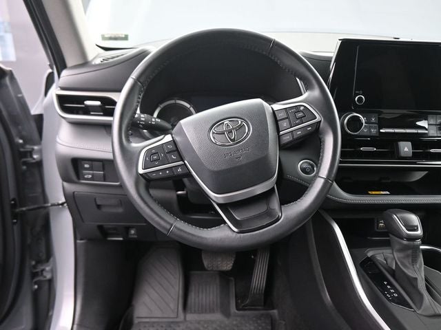 2024 Toyota Highlander Hybrid XLE