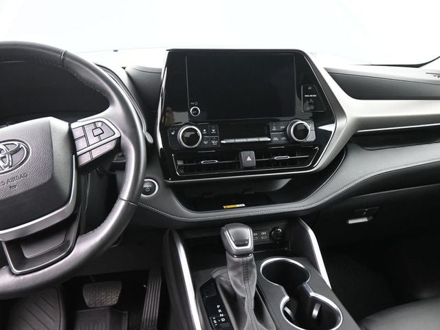 2024 Toyota Highlander Hybrid XLE