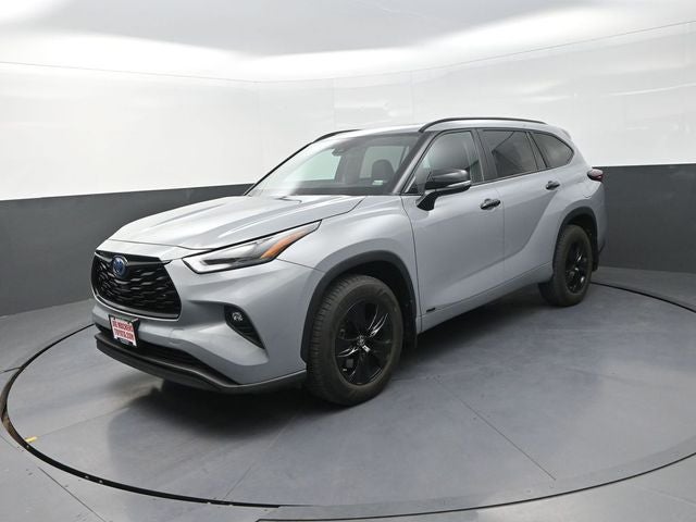 2024 Toyota Highlander Hybrid XLE