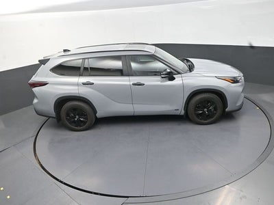 2024 Toyota Highlander Hybrid XLE