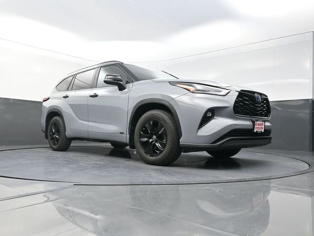 2024 Toyota Highlander Hybrid XLE