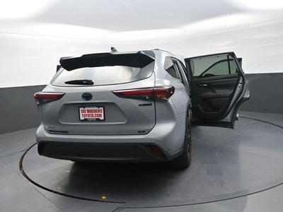 2024 Toyota Highlander Hybrid XLE